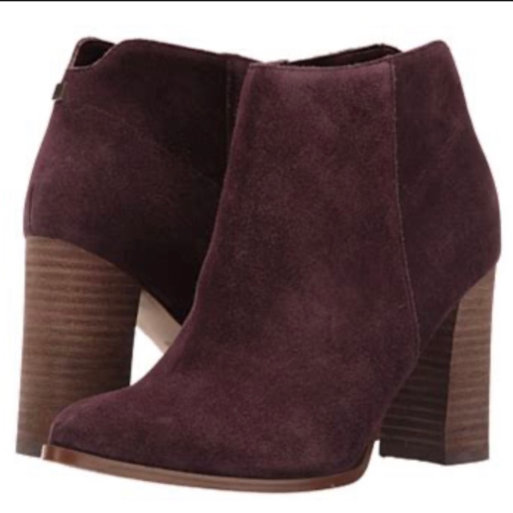 Ivanka Trump Lt Brn Suede Carver Bootie Size 9.5M